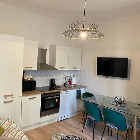 Magnifique appartement au centre ville avec parking privé et gratuit LE JARDIN DES PLANTES Dijon Extérieur photo